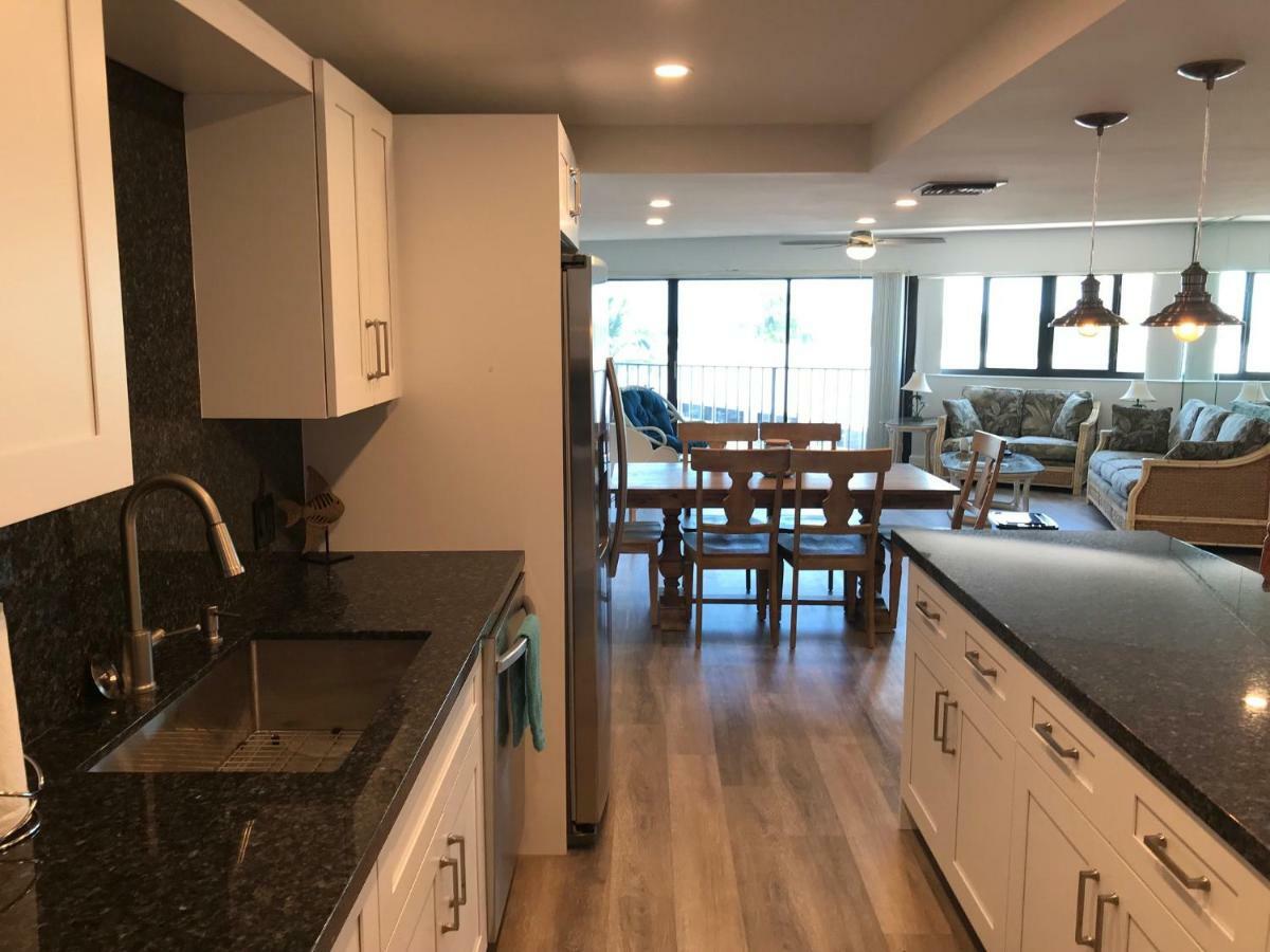 Licensed Mgr - Modern Oceanfront Condo! Beautiful Ocean Views! Beach Resort! 2 King Beds! Key Largo Exterior photo